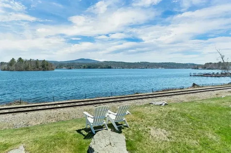 27 Harvest Lane Laconia NH 03246