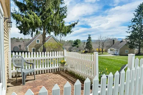 27 Harvest Lane Laconia NH 03246
