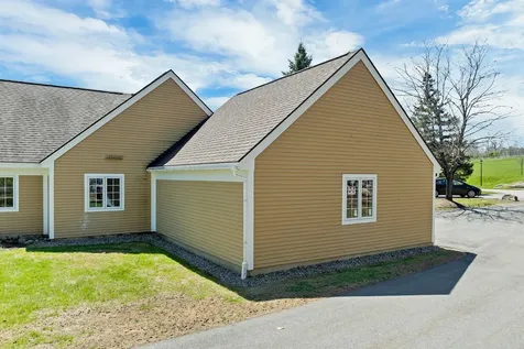 27 Harvest Lane Laconia NH 03246