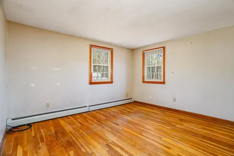 25 Cross Road Amherst NH 03031