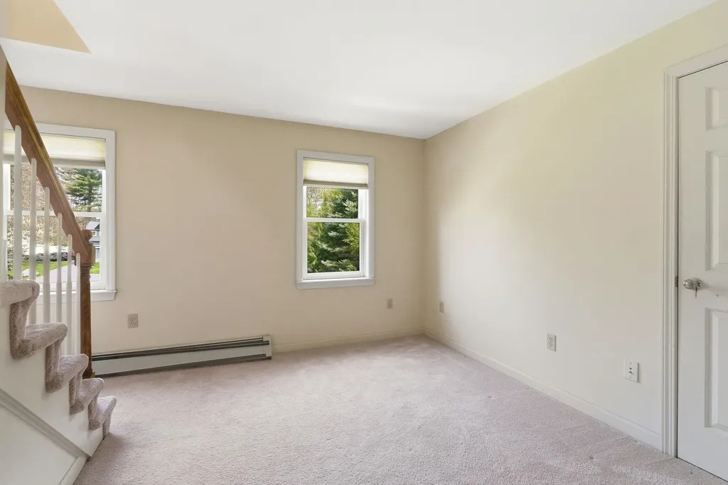 25 Buttonwood Drive Derry NH 03038