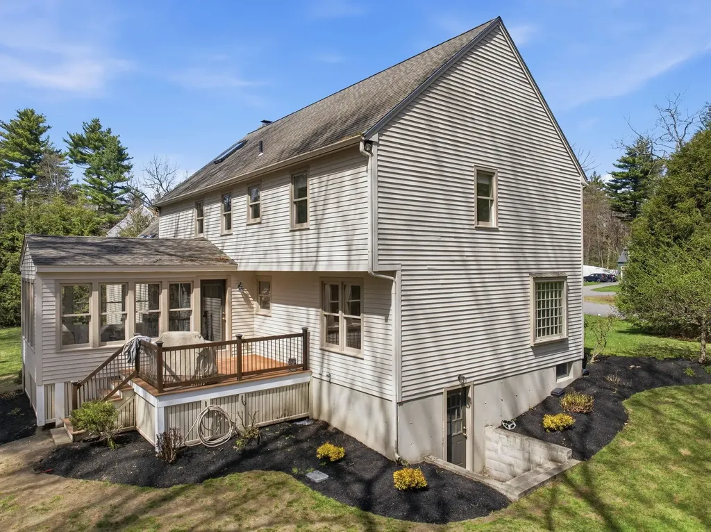 25 Buttonwood Drive Derry NH 03038