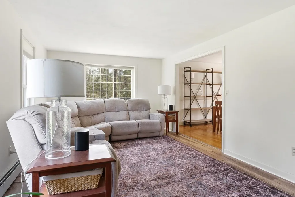25 Buttonwood Drive Derry NH 03038