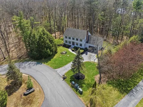 25 Buttonwood Drive Derry NH 03038