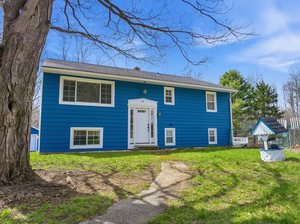32 Gentes Road Essex Junction VT 05452