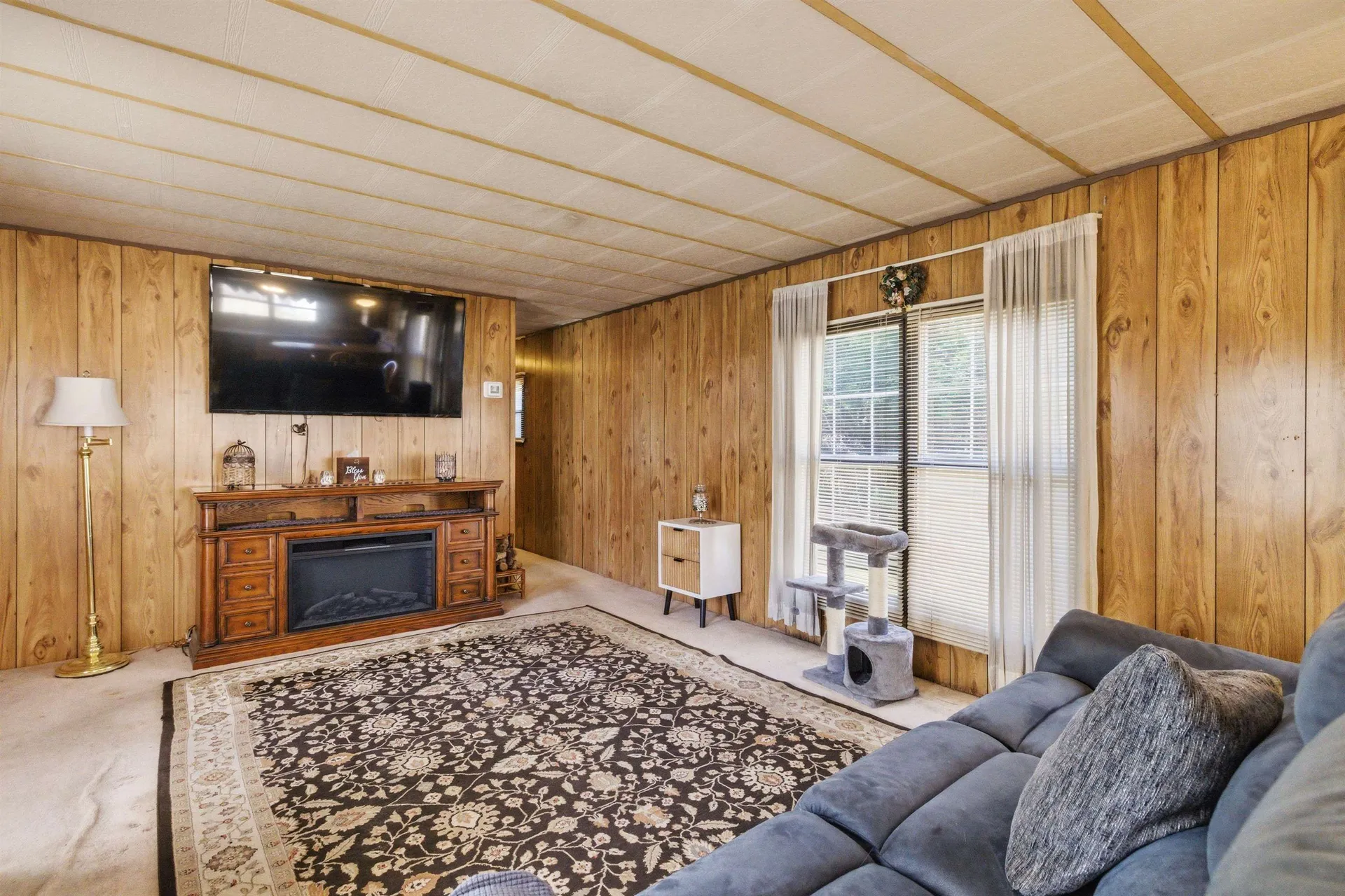 22 Brook Circle Loudon NH 03307