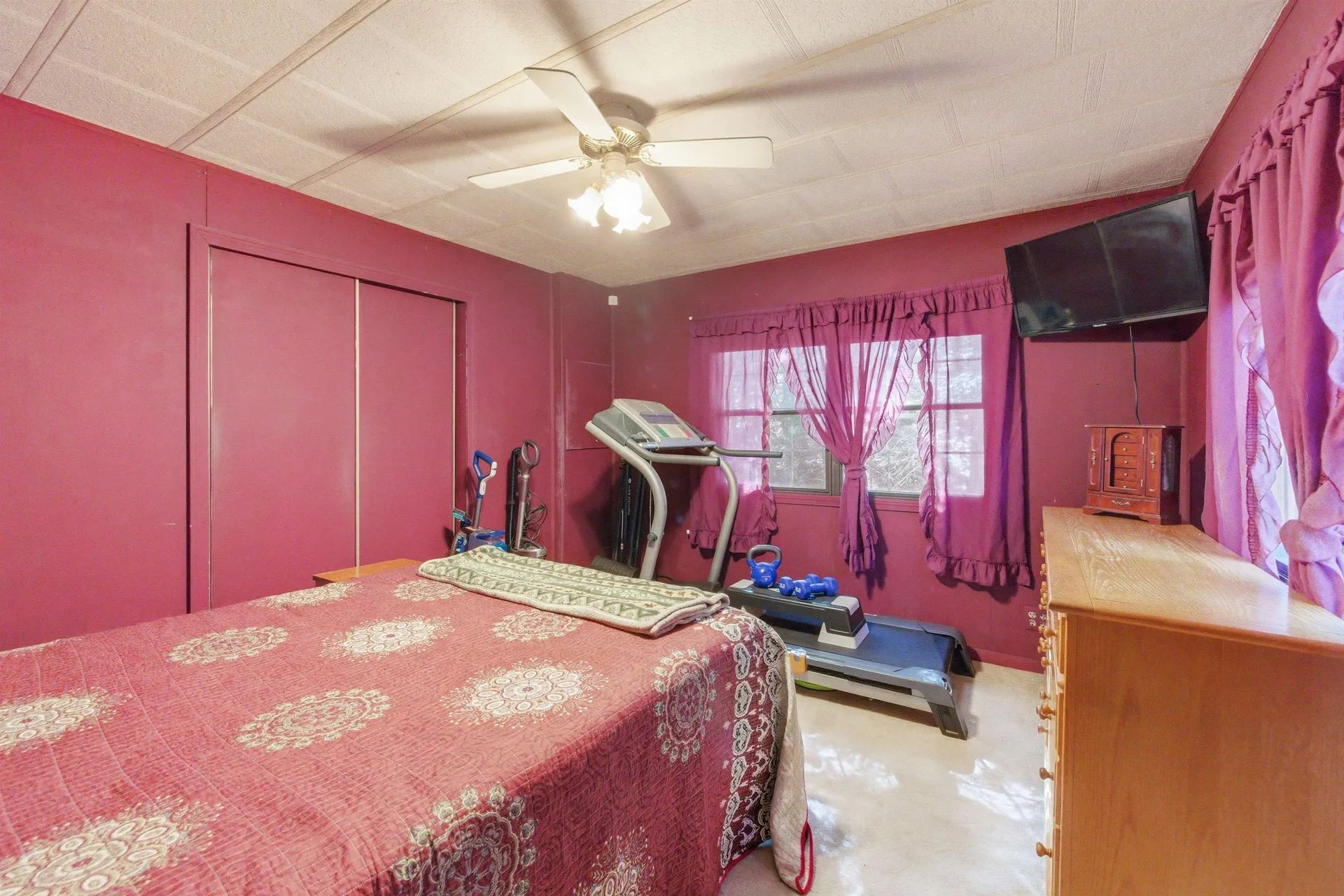 22 Brook Circle Loudon NH 03307