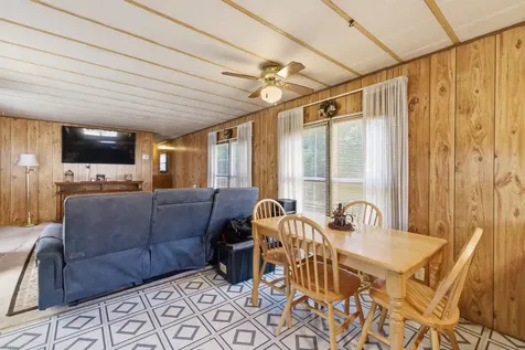 22 Brook Circle Loudon NH 03307