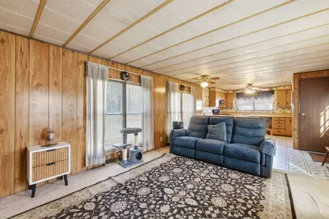 22 Brook Circle Loudon NH 03307