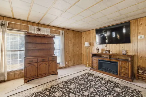 22 Brook Circle Loudon NH 03307