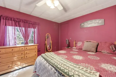 22 Brook Circle Loudon NH 03307