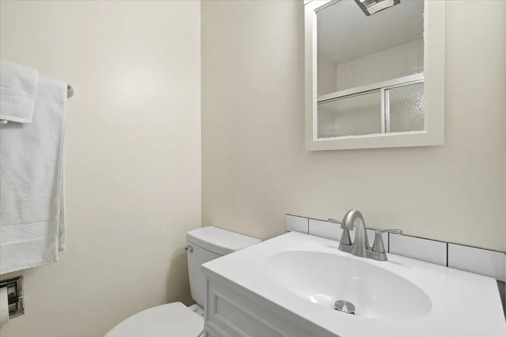 290 Collamer Circle Shelburne VT 05482