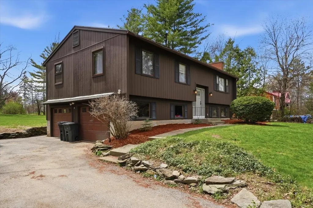 290 Collamer Circle Shelburne VT 05482