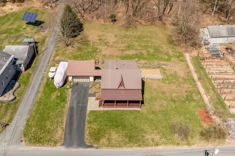 114 Gifford Road Hartford VT 05001