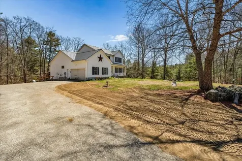 85 Odell Road Sandown NH 03873