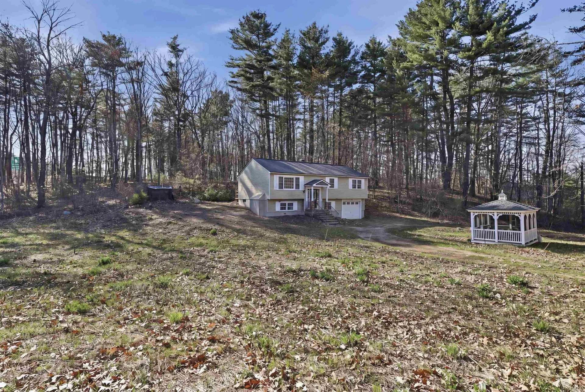 115 Fordway Extension Derry NH 03038