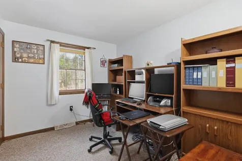 115 Fordway Extension Derry NH 03038