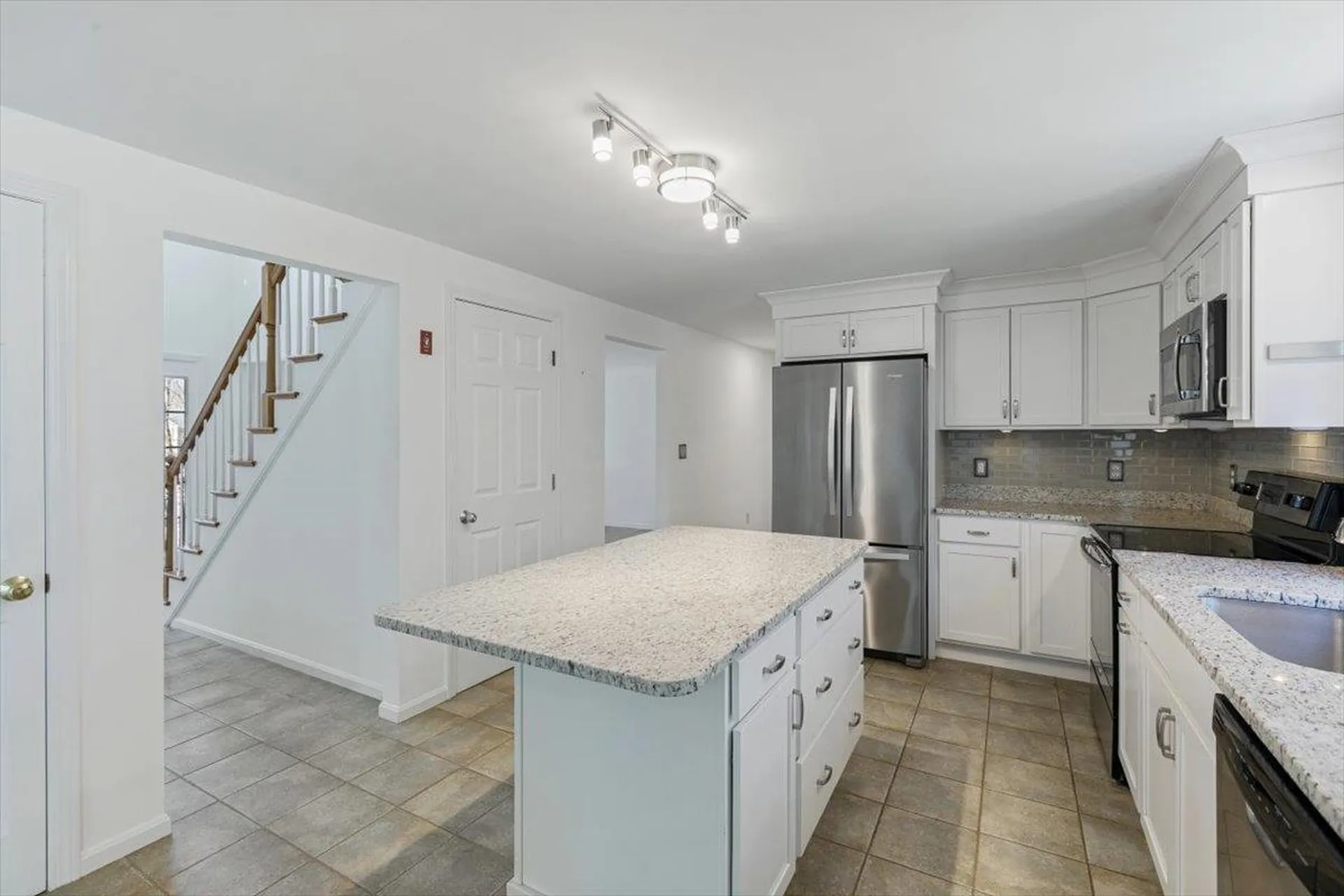 62 Magnolia Drive Pelham NH 03076