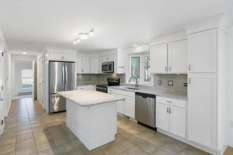 62 Magnolia Drive Pelham NH 03076