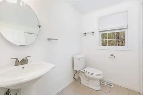62 Magnolia Drive Pelham NH 03076