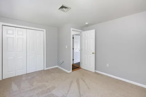 62 Magnolia Drive Pelham NH 03076