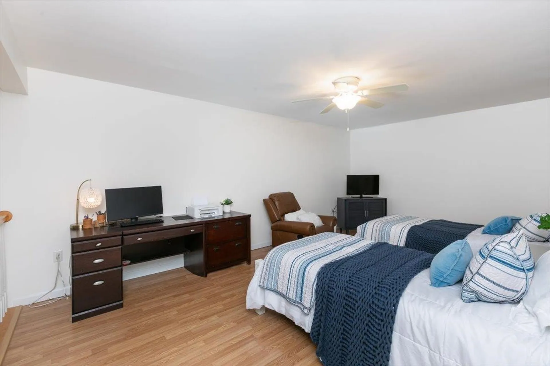 64 Brookview Road Windham NH 03087