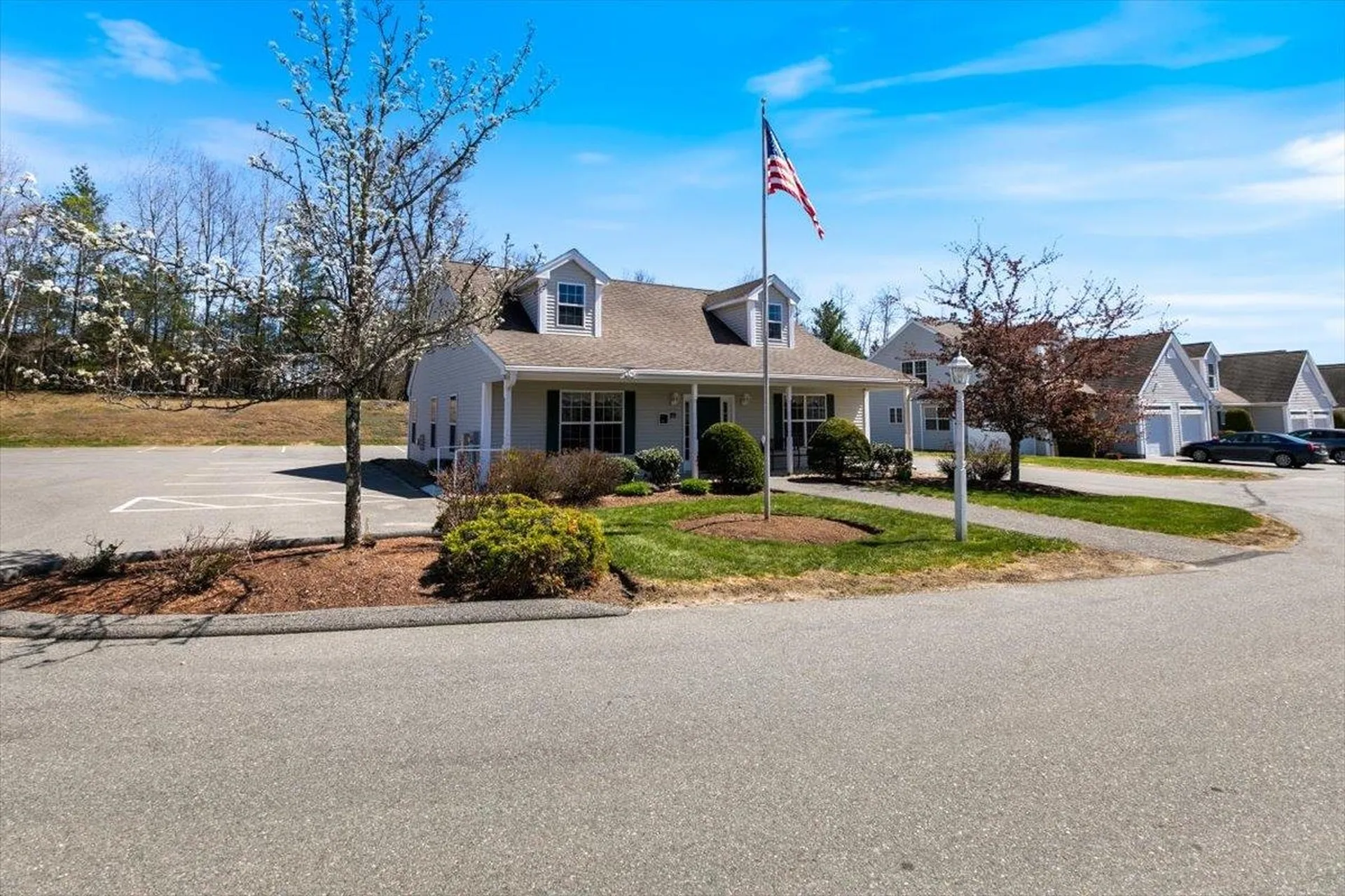 64 Brookview Road Windham NH 03087