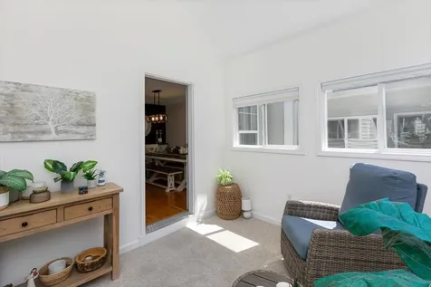 64 Brookview Road Windham NH 03087