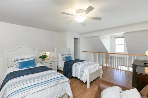 64 Brookview Road Windham NH 03087
