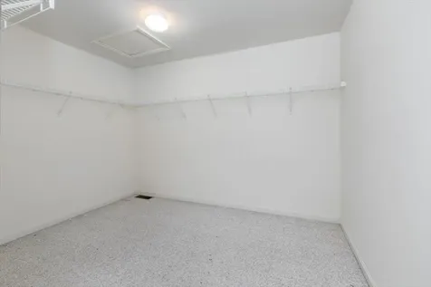 64 Brookview Road Windham NH 03087