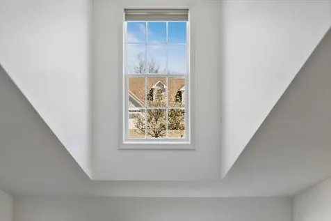 64 Brookview Road Windham NH 03087