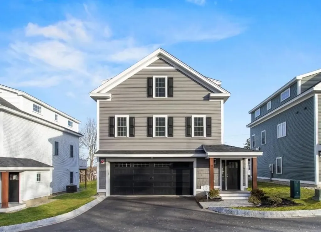 31 Eden Lane Portsmouth NH 03801