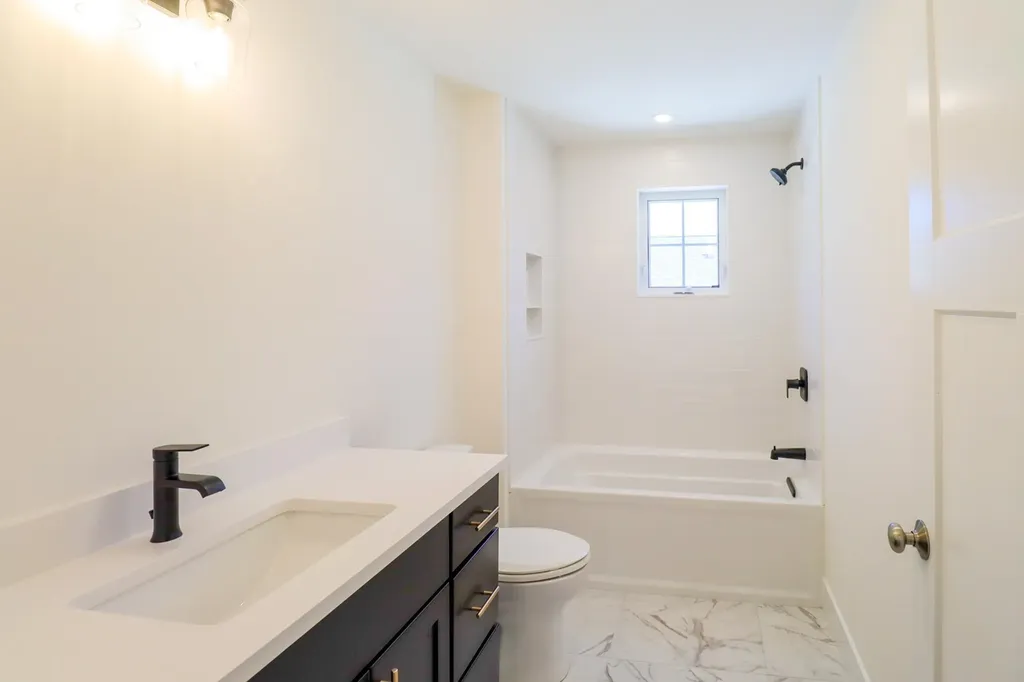 31 Eden Lane Portsmouth NH 03801
