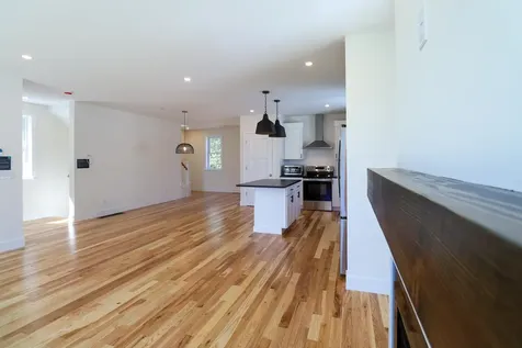 31 Eden Lane Portsmouth NH 03801