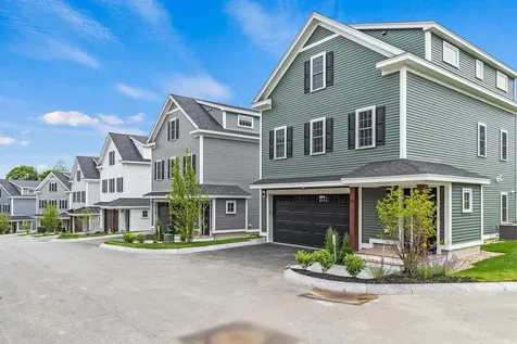 31 Eden Lane Portsmouth NH 03801