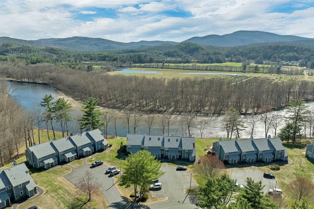 24 Circle Drive Ashland NH 03217