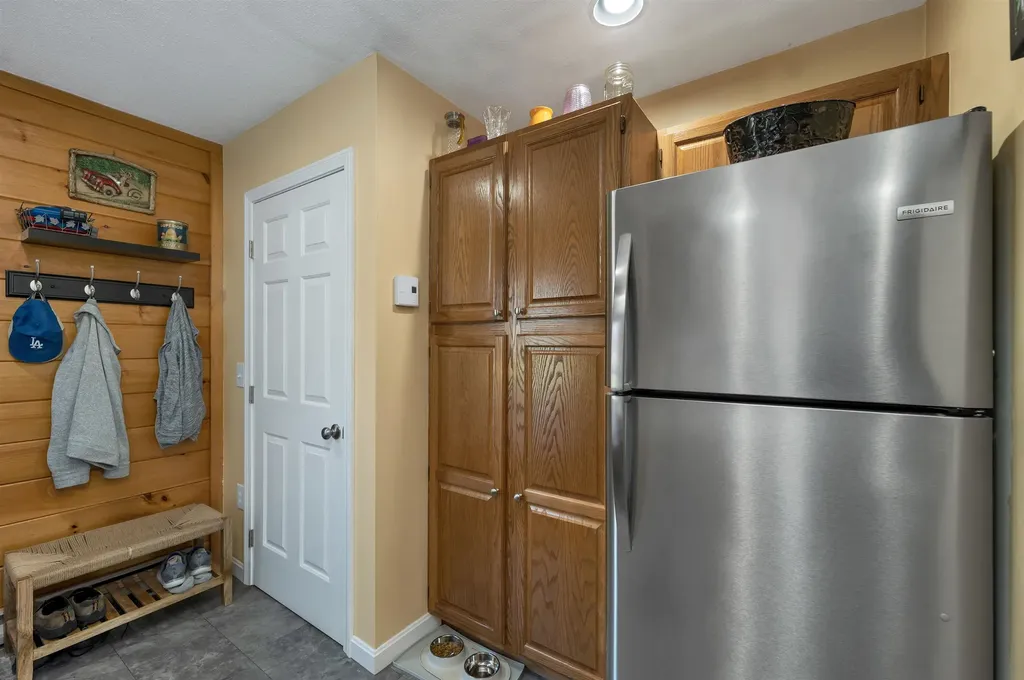 24 Circle Drive Ashland NH 03217