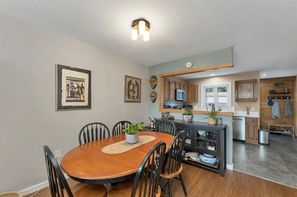 24 Circle Drive Ashland NH 03217