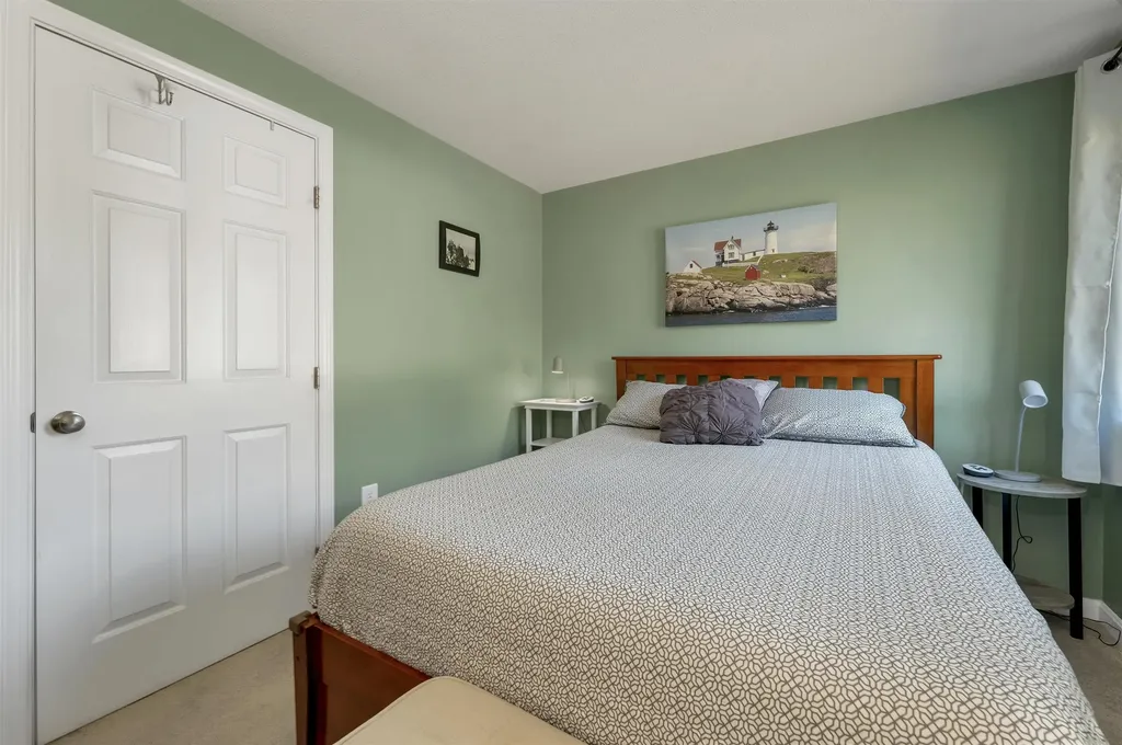 24 Circle Drive Ashland NH 03217