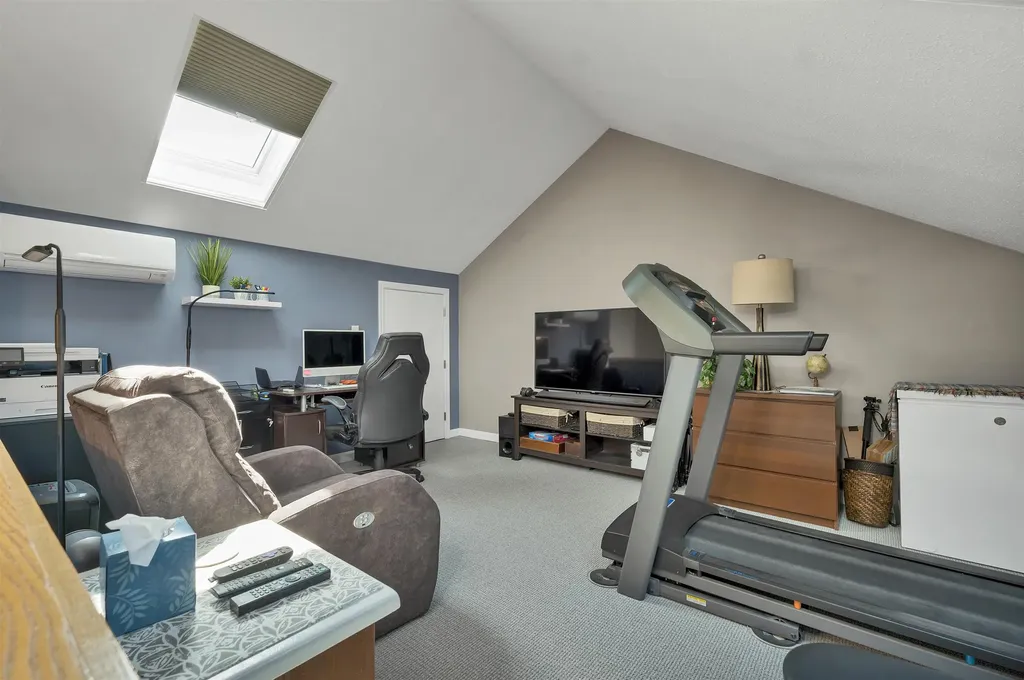 24 Circle Drive Ashland NH 03217