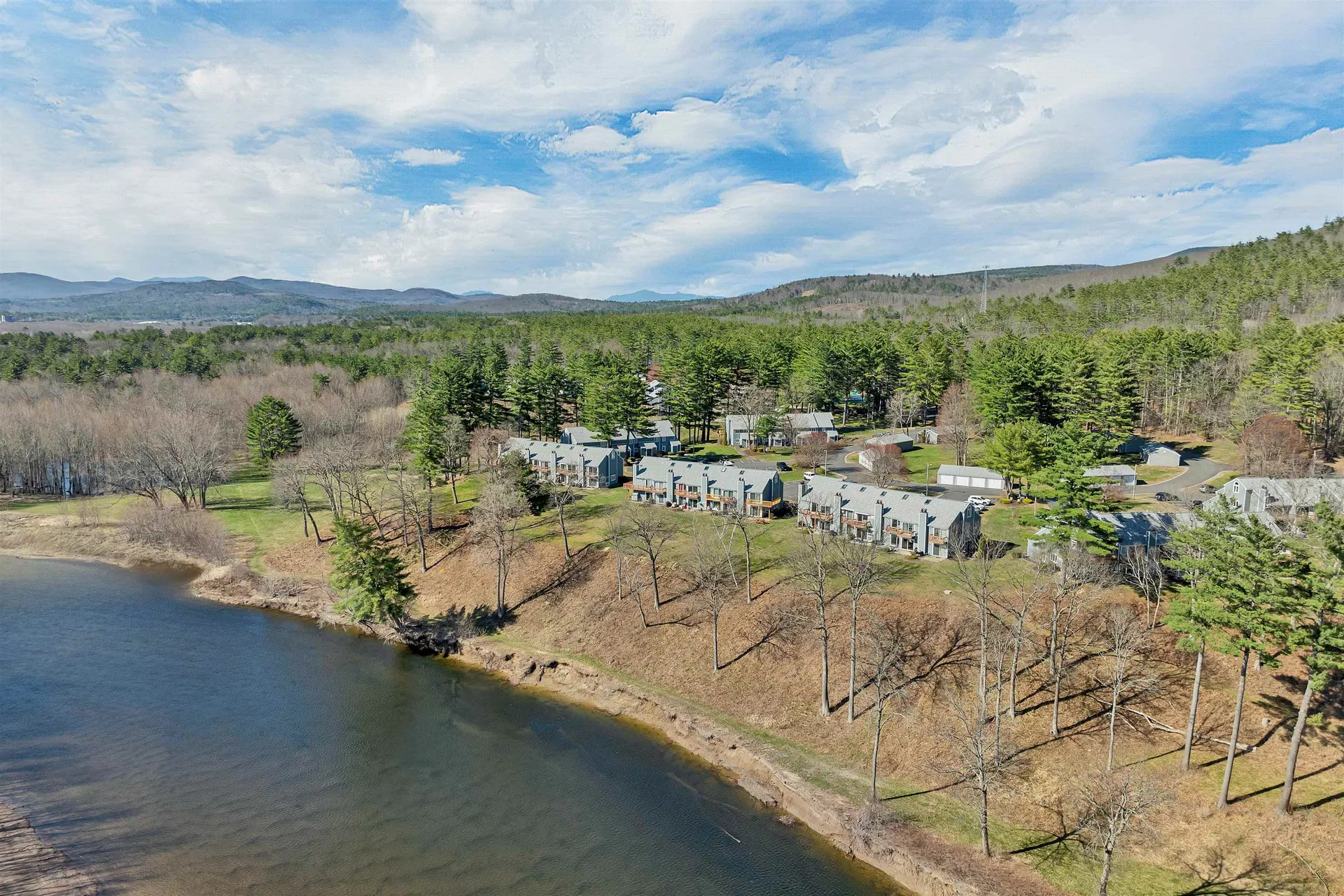 24 Circle Drive Ashland NH 03217