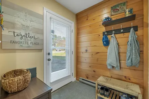 24 Circle Drive Ashland NH 03217