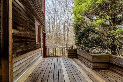 20 Haskins Road Hanover NH 03755