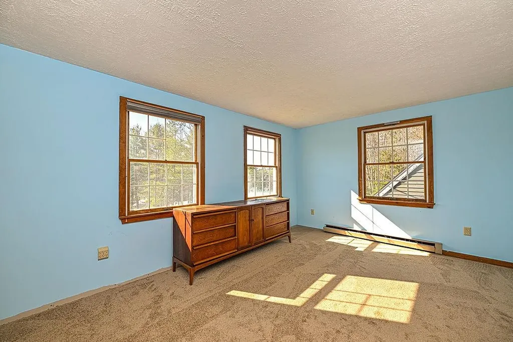 28 Ridgewood Road Eliot ME 03903