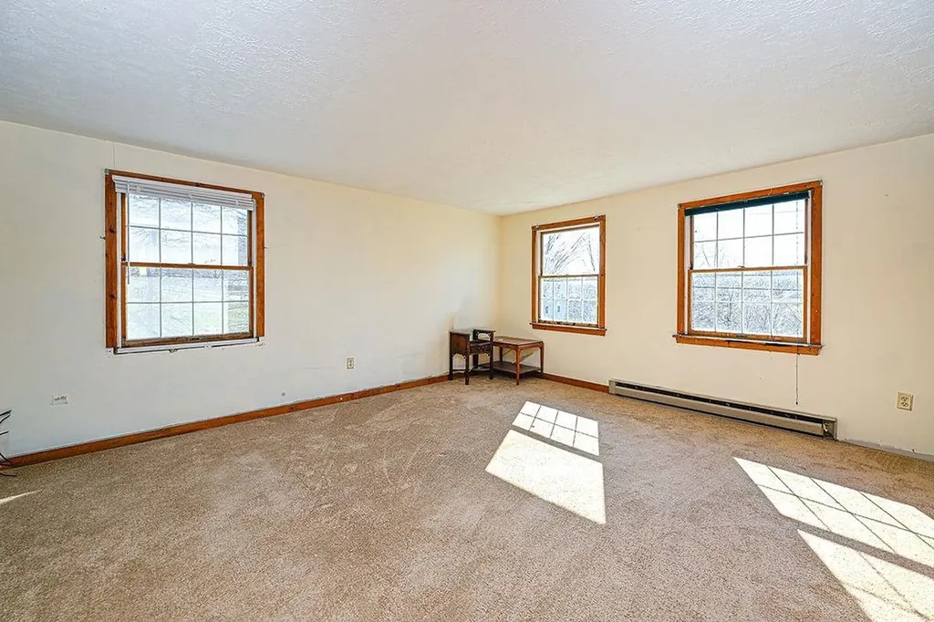 28 Ridgewood Road Eliot ME 03903