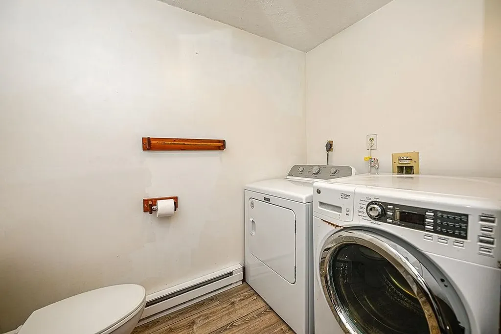 28 Ridgewood Road Eliot ME 03903