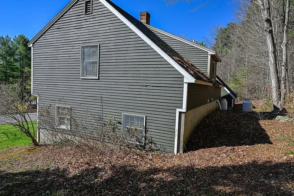 28 Ridgewood Road Eliot ME 03903