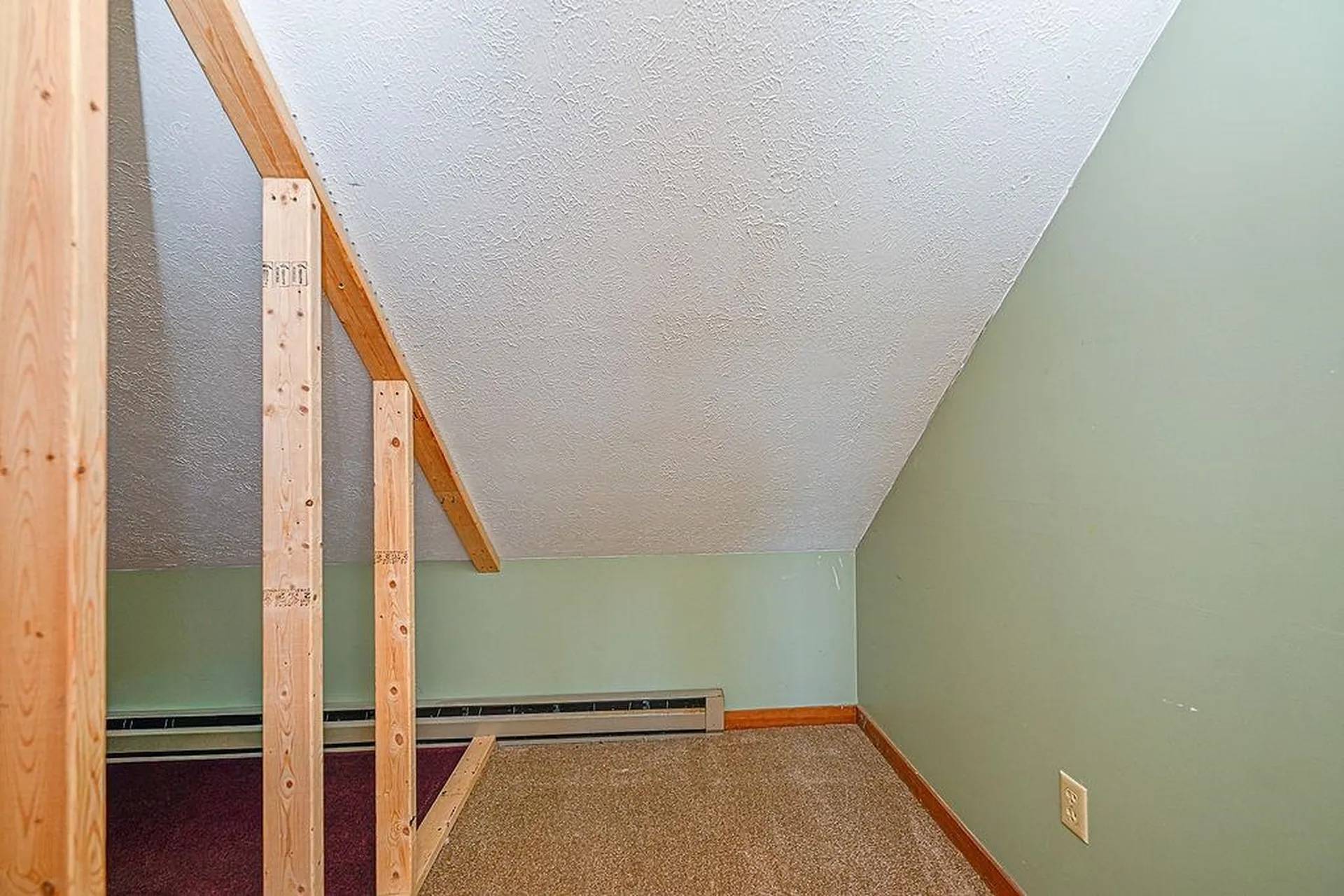 28 Ridgewood Road Eliot ME 03903