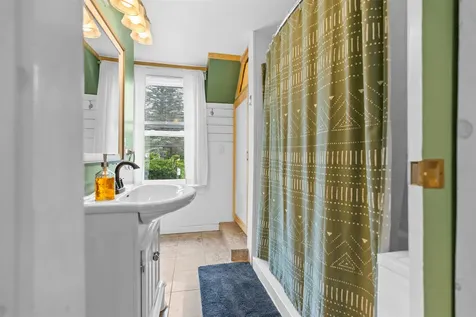 721 Central Street Franklin NH 03235