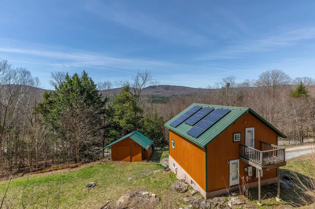 769 Straight Road Mount Holly VT 05730